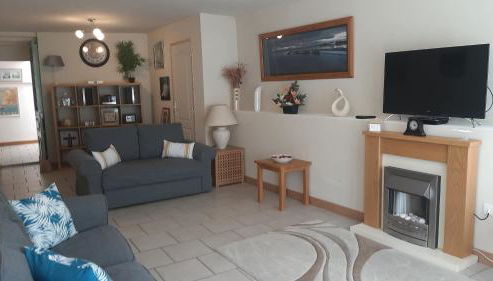 Gîte Déco terrasse ensoleillée et Wi-Fi - Foto 3