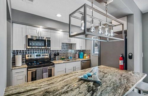 Gorgeous Heated Pool House Near Gulf Beaches! - Foto 4