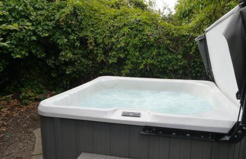 Measure Cottage - Sleeps up to 5 - Henley in Arden - HOT TUB - Foto 17