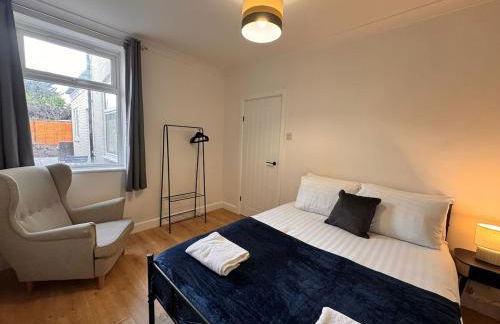 Large New 5 Bedroom 2 Bathroom House in Central Southampton - Free Parking - Foto 21