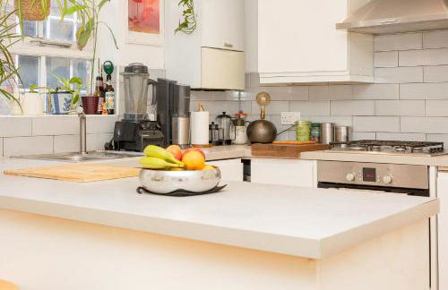 Beautiful 1BR Apartment in Clapton, 5 mins Overground St - Foto 13