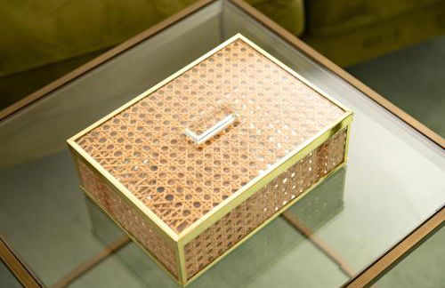 Downwood Vineyard Manor House in Idyllic Countryside - Photo 67