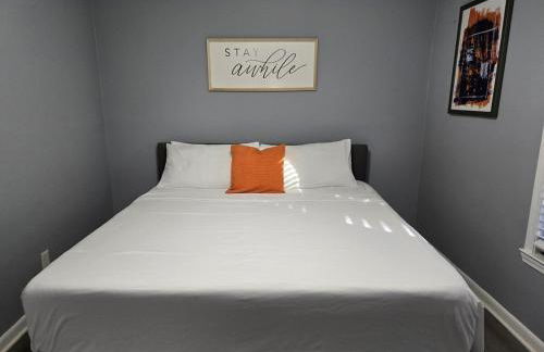 2 King Beds Near Airport - The Silver Hideaway - Foto 4