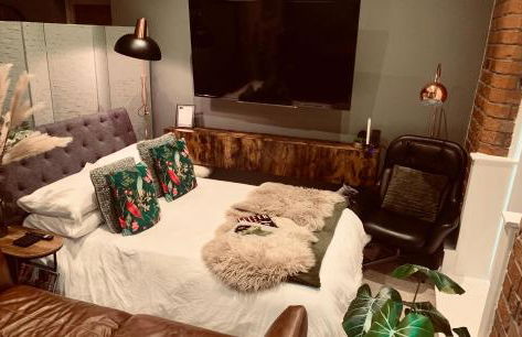 The Fifth Quarters, Grade II Listed Apartment, The Lace Market, NG1, City Centre, Nottingham, Sleeps 4 - Photo 21