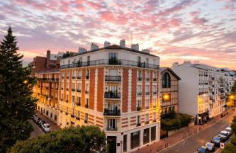 Bright 2BR Apartment, 2 baths, 2 Balconies, Metro 5min, Paris - Foto 8