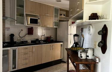 Linda casa em condomínio - Foto 15