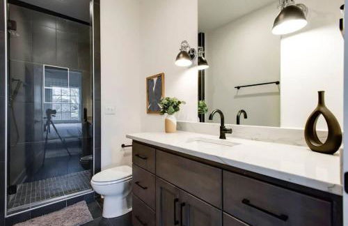 West End Escape - New Build with Rooftop Views - Foto 23