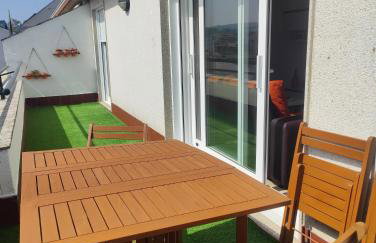 Ático espacioso en zona céntrica - Foto 9