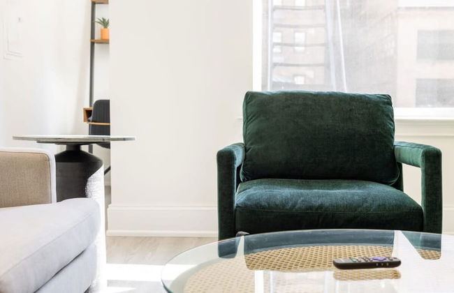 Sosuite 1BR Apt w W/d, Desk Alcove - Photo 35