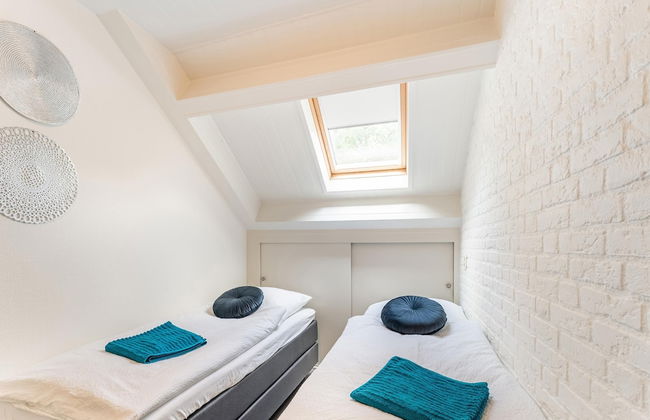 Farmhouse in the Achterhoek With hot tub and Beach Volleyball - Photo 10