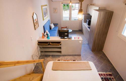 Finiki Studios - Photo 16