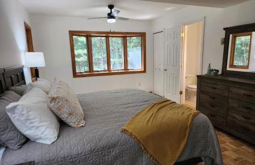 Rustic Catskills Cabin with Hot Tub and Mountain Views - Foto 19