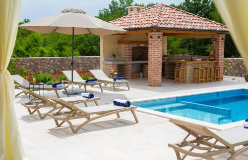 Beautiful Villa Vita Maris with heated pool - Foto 35