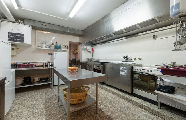 Exclusive Group House in Winterberg in the Forest - Photo 14