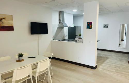 LUMINOSOS APARTAMENTOS POZUELO a 8 MINUTOS DE PALACIO REAL - Foto 4