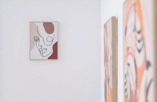 Elegant Studio by the Beach in Ireon on Semi Basement Level - Foto 3