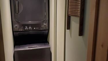 Tony's Riverside Oasis - Photo 5