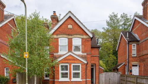 Executive Victorian House - Photo 4