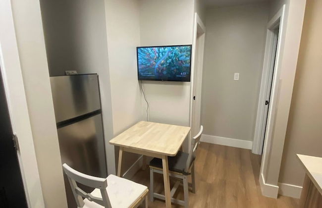 Central 2br Near Unveristy And Whyte Ave - Photo 9