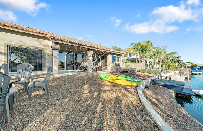 Lakefront Oasis - Foto 32