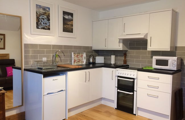 Lochedge Lodge - Photo 6