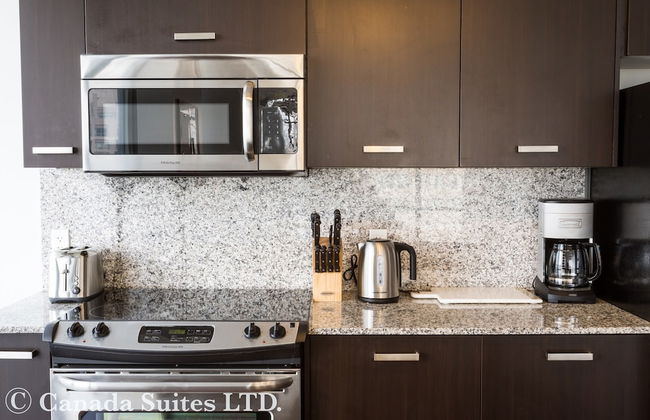 Canada Suites - 832 Bay St. - Foto 18