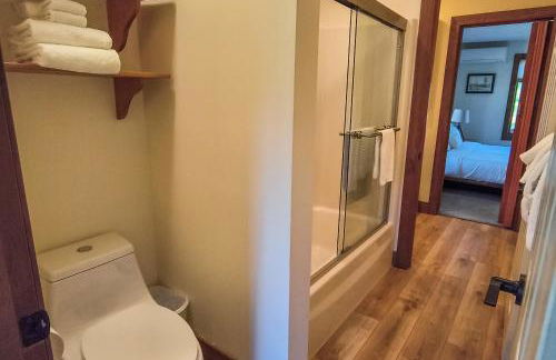 Saltbox 12F - Photo 32