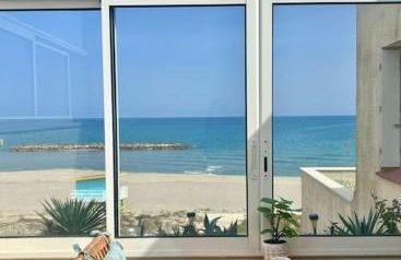 Grand large Appartement terrasse front de mer Barcarès - Photo 1