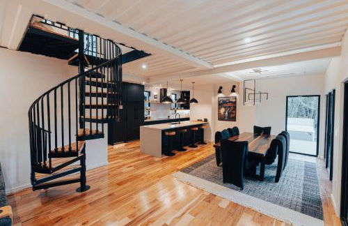 Pacific Bin - Hot Tub, Secluded Forest Getaway - Foto 7