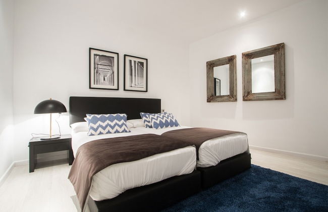 Valencia Luxury - Boutique Center - Photo 31