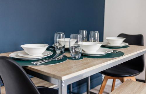 2 BR Home Perfect for Short and Long Term Stay - Foto 19