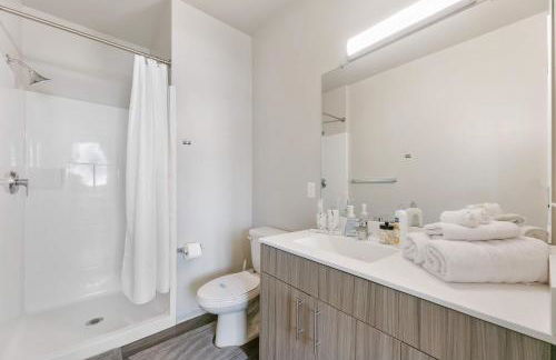 Spacious and Modern With Premium Amenities Near U of M - Foto 19