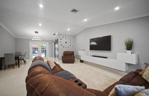 Luxury Vacation Home - Private Pool Outdoor Living - Foto 37