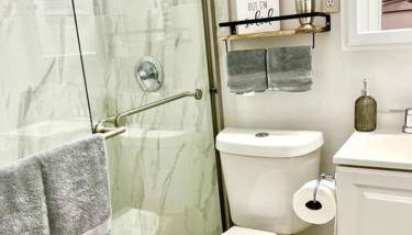 Intimate Casita Mia minutes away from Airport, Calle 8, Brickell, Coral Gables, The beach and more! - Foto 5