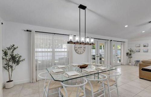 Hottub! Mini Golf! Water Access! Pets! 5min beach! - Foto 55