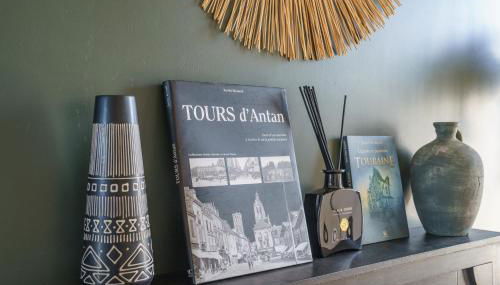 La Petite Plume - PrestiPlace Collection - Photo 5