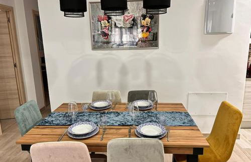 LUJO Proyector, Maquina Arcade, Wifi y Patinetes - Foto 24