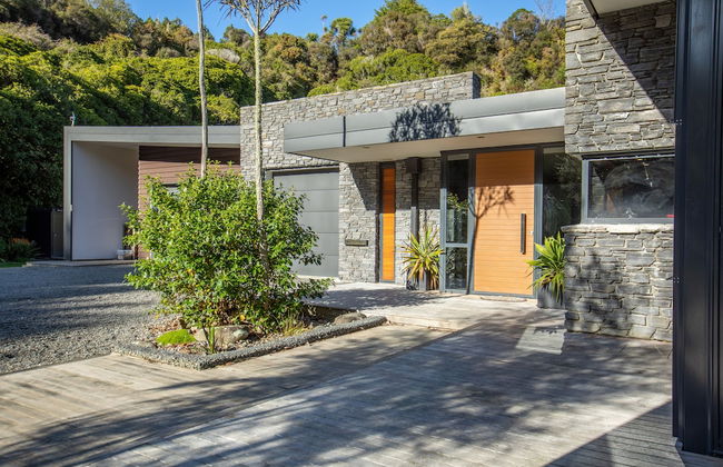 Jewel of Akatarawa - Photo 14