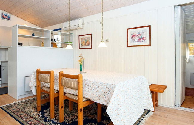 8 Person Holiday Home in Farvang - Photo 24