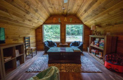 Heaven's Hideaway- perfect getaway near the river! - Photo 16