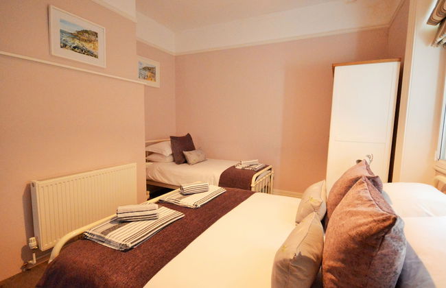 The Breakwaters - Foto 1