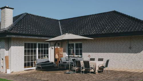 Bungalow mit Basketballplatz - Foto 5