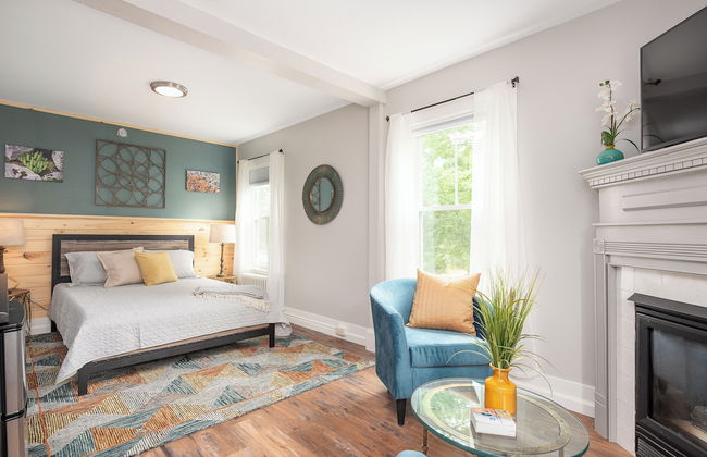 TuckAway Suites at East Branch - Photo 19