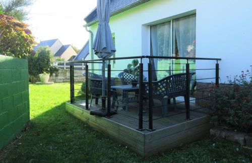 Maison à Perros-Guirec avec jardin, cour, cheminée, WIFI et proche du port de Ploumanac'h - FR-1-368-62 - Foto 17