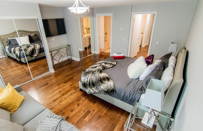 Designer Luxury 3 Bedroom Townhouse - Foto 13