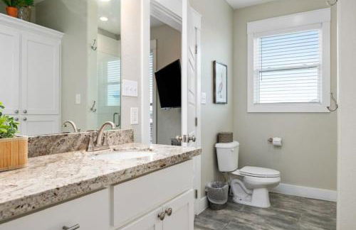 Two Adjacent Cabins, Sleeps 18 - Foto 78