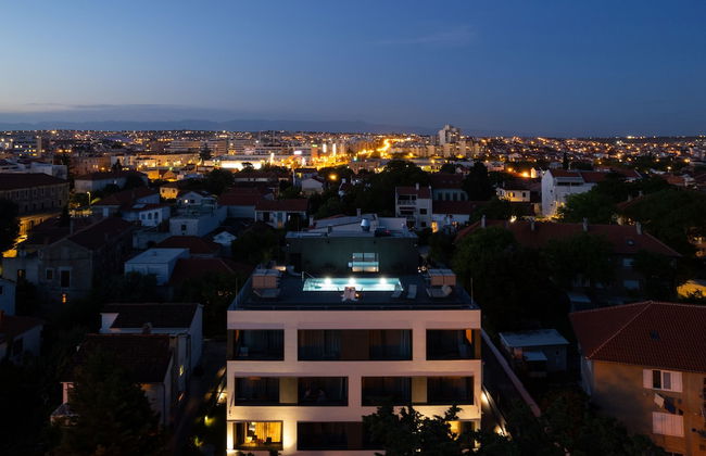 La Vista Suites - Photo 45