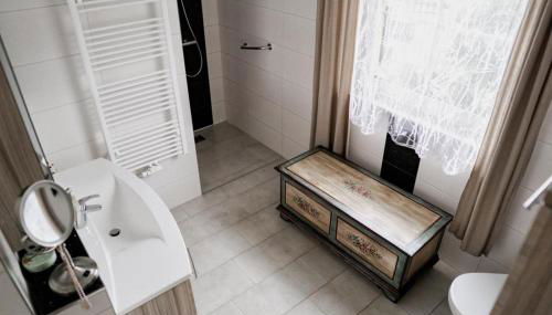 Häuschen am Waldrand - Foto 2