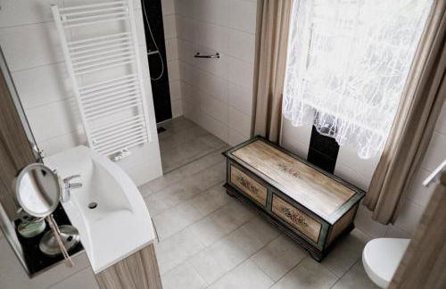 Häuschen am Waldrand - Foto 2