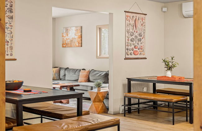 Emerald Bluff by Avantstay Lake Views Deck Fire Pit Game Room - Photo 26